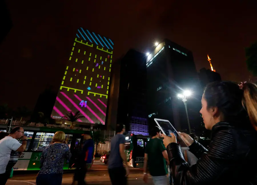 Game Mapping Pfizer - Video mapping